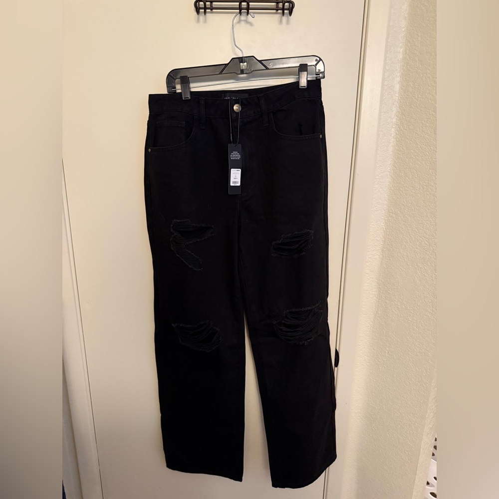 Black Distressed Jeans